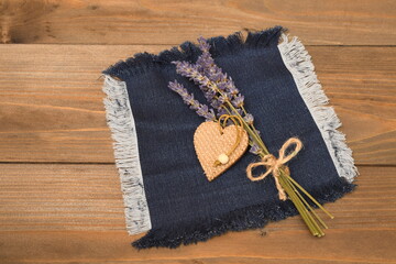 heart and a bouquet of flowers