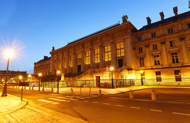 Naklejka premium Justice palace in Paris at the early morning. France.