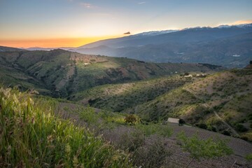 Naklejka premium Hermoso paisaje de la Alpujarra al atardecer