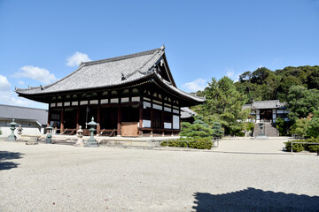 叡福寺　金堂と二天門　大阪府南河内郡太子町