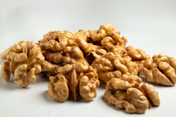 Peeled walnuts