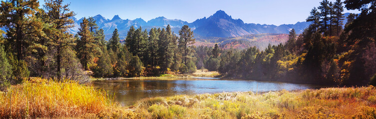 Autumn lake