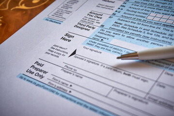 US 1040 Tax Form