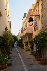 Fototapeta na wymiar small street in Rethymno - city on Crete island (Greece)