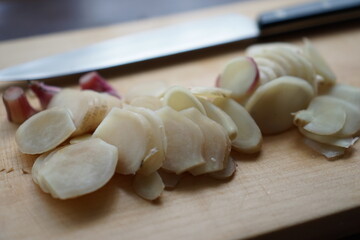 生姜　しょうが　切る　まな板　料理