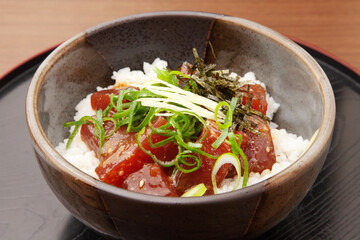 ひゅうが丼（マグロの漬け丼）