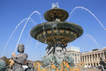 Fontaine place de la Concorde &agrave; Paris, France