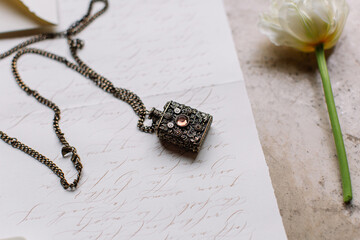 Wedding accessories