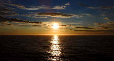 Obraz premium Sonnenuntergang ohne Worte