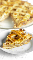 tarta de manzana cortado