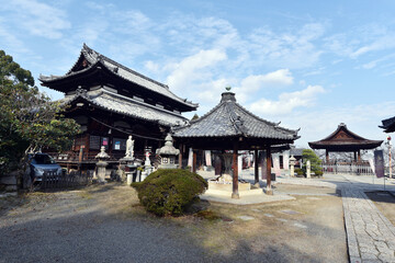 秋の三井寺　観音堂　滋賀県大津市