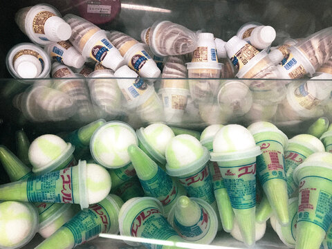 フタバ 懐かしいアイス。エルコーンとバニラ&チョコ ミニミニソフト