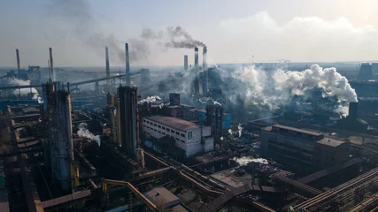 Fototapeten Verlassene Gebäude steel plant top view drone shooting industry smoke from chimneys  © Андрей Трубицын