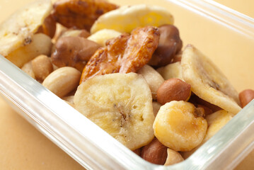 ミックスナッツ　　豆菓子・木の実