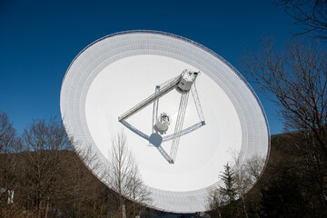 The view of the radio telescope in Effelsberg