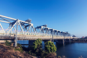 High-speed rail driving on the bridge