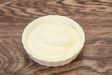 Sour cream in the bowl