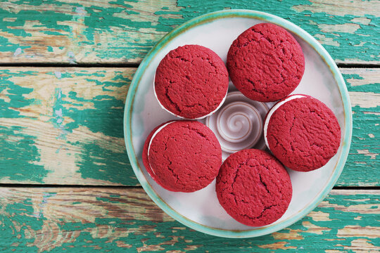 Red Velvet Whoopie Pies