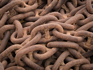 Background of large rusty chains for anchors
