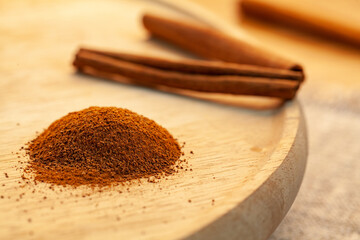 ground cinnamon, pleasant taste, seasoning