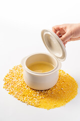 The characteristic staple food of northeast China is porridge of ballast rice