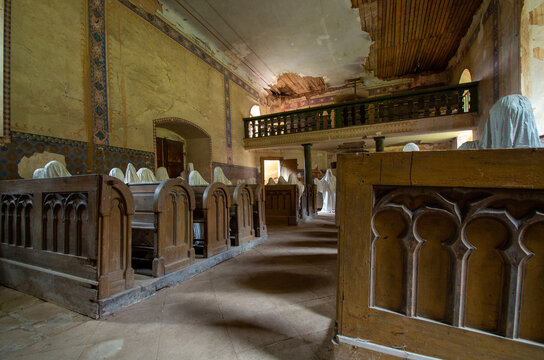 Geister in der Kirche