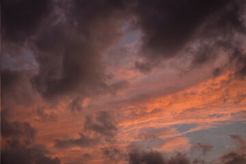 Fototapeta na wymiar dramatic sky with red clouds, sunset