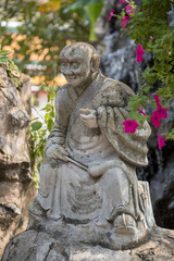 Fototapeta na wymiar Statue of a monk in bangkok