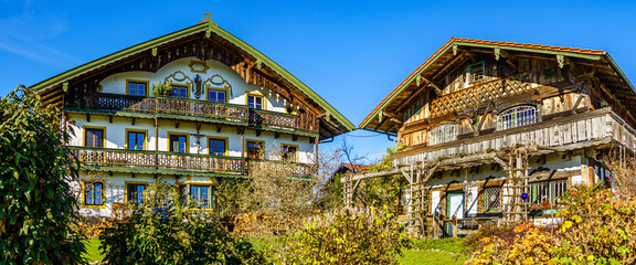 typical bavarian farmhouse near the alps