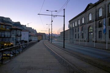 Fototapeta na wymiar Oporto at dawn