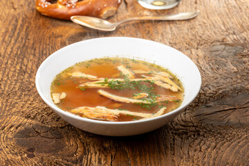 overview of a bavarian pancake soup