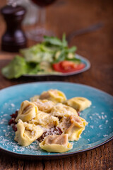 tortellini with olive oil