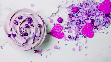 Pastry - Purple muffins for National Woman Day