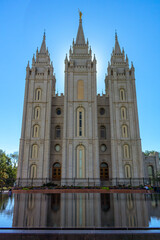 The beautiful Mormon Temple.