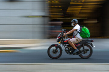 Repartidor de comida r&aacute;pida