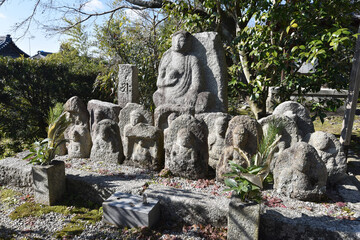 金戒光明寺　西翁院前の石仏群　京都市