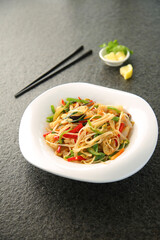 Vietnamese food fried rice noodles 베트남 음식인 볶음쌀국수