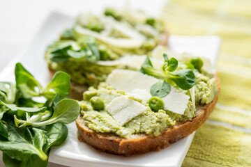 green food open sandwich green dip bread spread avocado, pea, spenach dip 