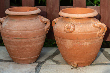Fototapeta na wymiar decorative clay pot in garden