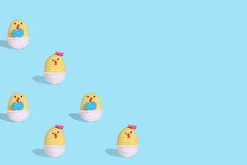 . seamless easter pattern. Knitted chicken on a blue background. Blank for festive packaging