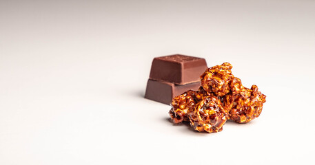 Popcorn with chocolate flavor