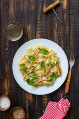 Italian fetuccini alfredo pasta with chicken. National cuisine. Healthy eating.