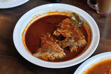 Kari Kepala Ikan (Fish Head Curry).. 