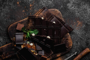 Fototapeta premium Chocolate bars of different varieties close up