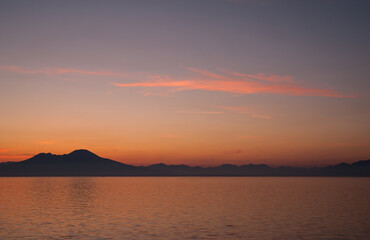 Fototapeta na wymiar Vesuvio and sunset
