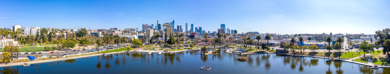 Fototapeta na wymiar Panorama of MacArthur Park Los Angeles