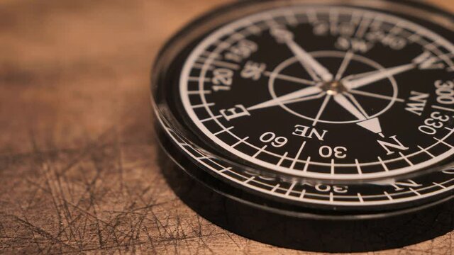 black compass north
