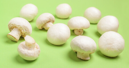 Fototapeta na wymiar Mushrooms. Peeled fresh champignons on the table.