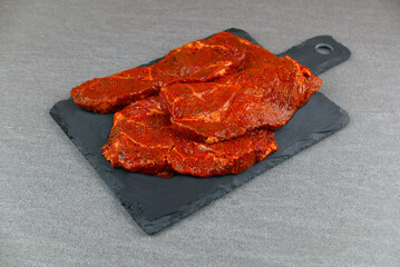 Marinierte Schweinesteaks