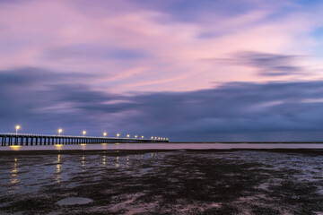 Fototapeta premium Urangan Pier long exposure sunrise